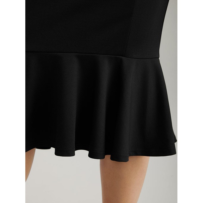 Black fishtail skirt half skirt