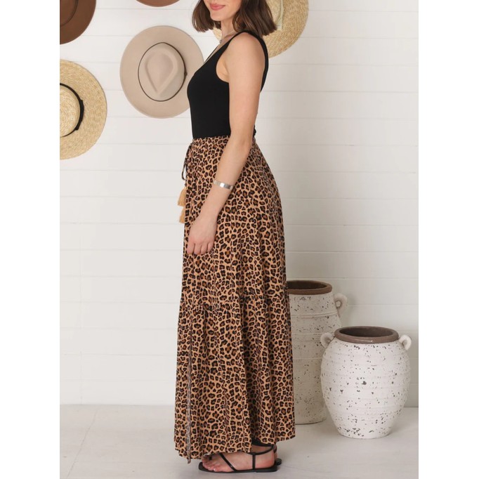 Bohemian high-waisted leopard print split half skirt