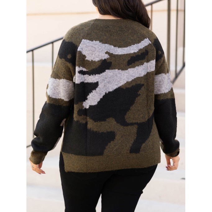 Camo pattern loose knit sweater