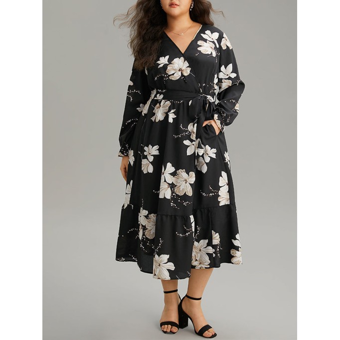 Elegant senior waist slimming cross neckline dresses have