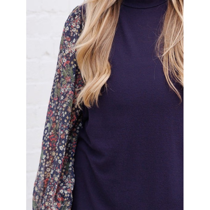 Knitted patchwork floral fabric bud sleeve sweater
