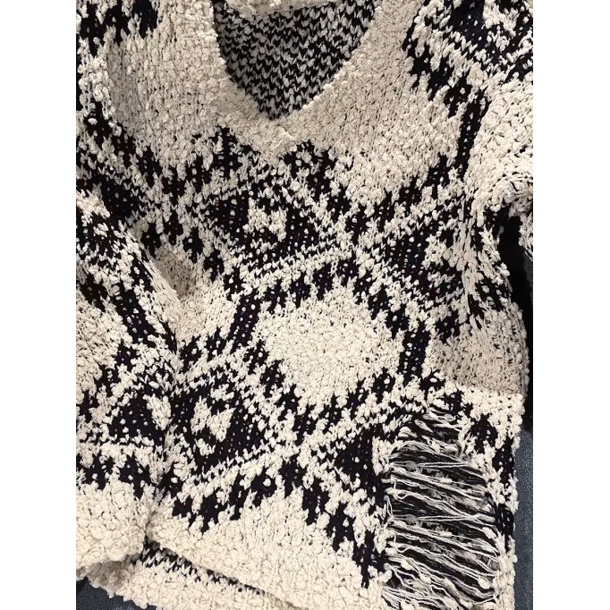 V-neck abstract diamond sweater