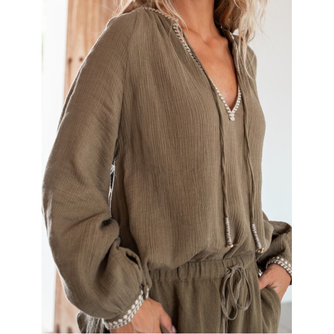 V-neck bubble sleeve blouse