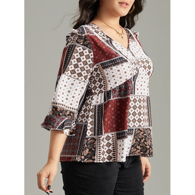 V-neck geometric print elegant shirt