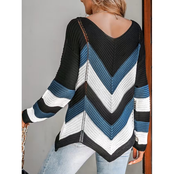 V-shaped asymmetric hem sweater