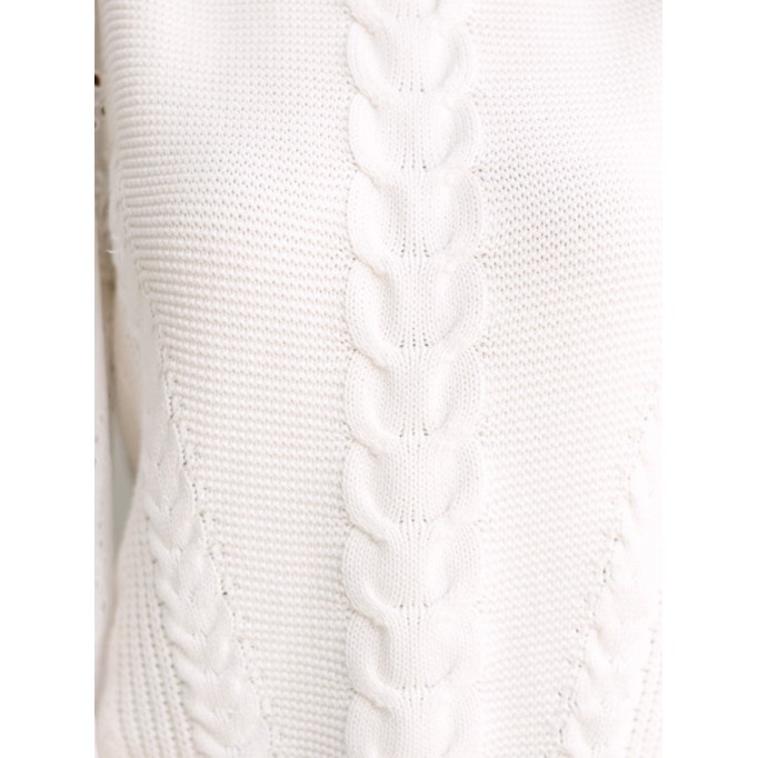 White long sleeve sweater