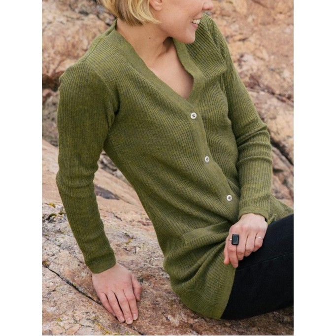 Women's green elegant knitted sweater