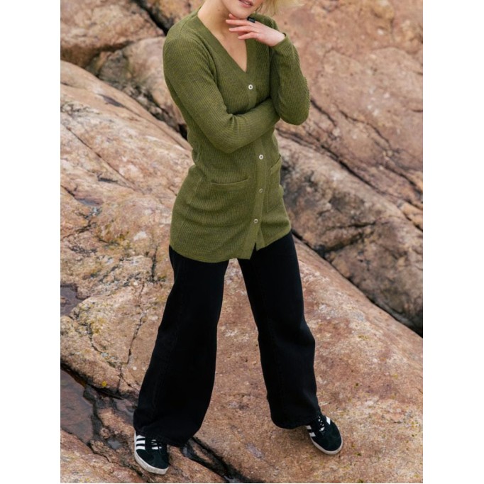 Women's green elegant knitted sweater