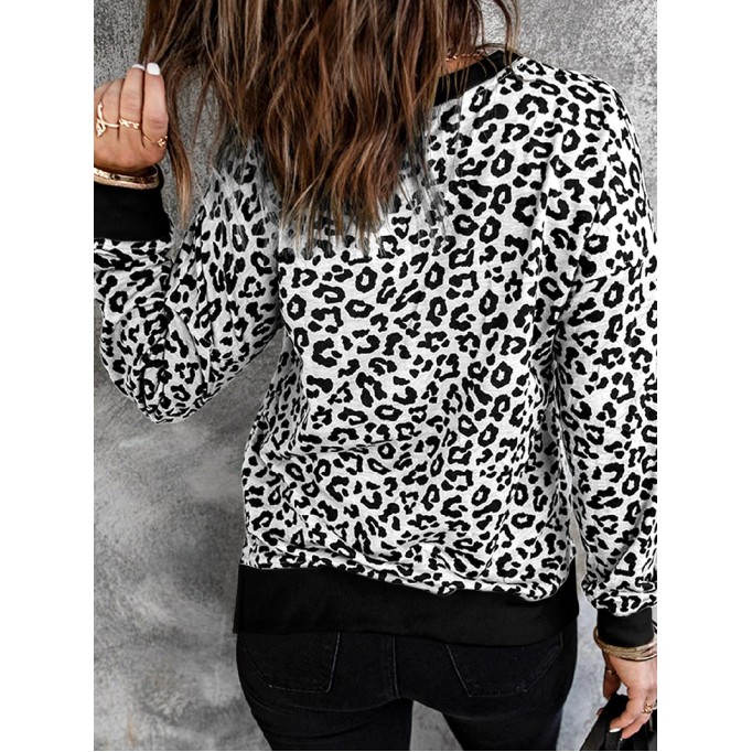 Women's leopard print crew neck sweatshirt