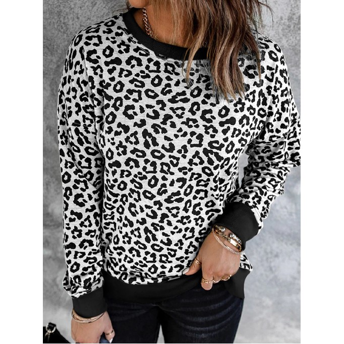 Women's leopard print crew neck sweatshirt